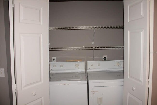 Building Photo - 1507 Lantana Ct