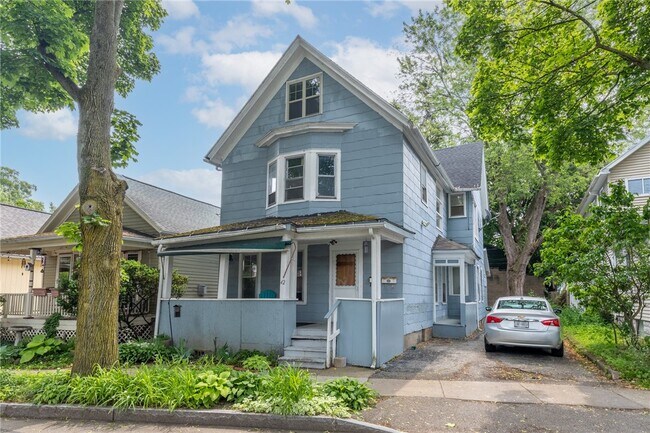 Primary Photo - 42 Wilcox St