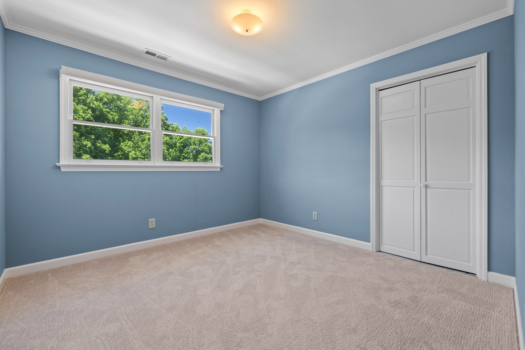 Building Photo - 3010 Eaker Dr