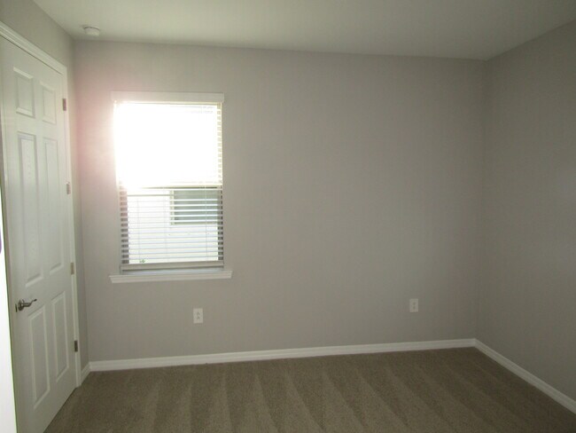 Building Photo - 148 Soliera St