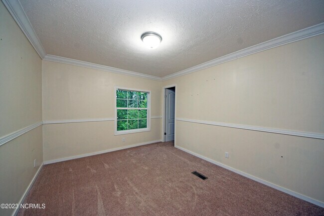 Building Photo - 158 State Rd 1319