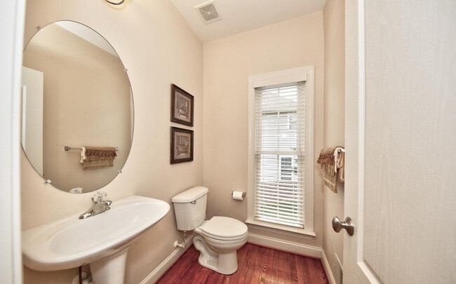 Building Photo - 15806 Copper Beech Dr