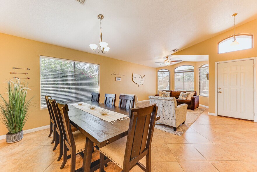 Building Photo - 43854 W Cahill Dr