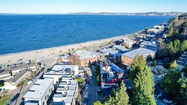 Building Photo - Stunning Air Conditioned Alki Condo Overlooking Majestic Puget Sound!
