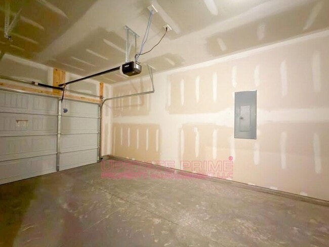 Building Photo - 168 Randwick Ln