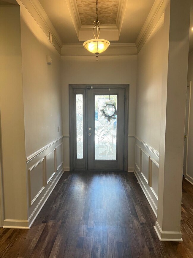 Building Photo - Charming 3BR Home in Rose Hill!