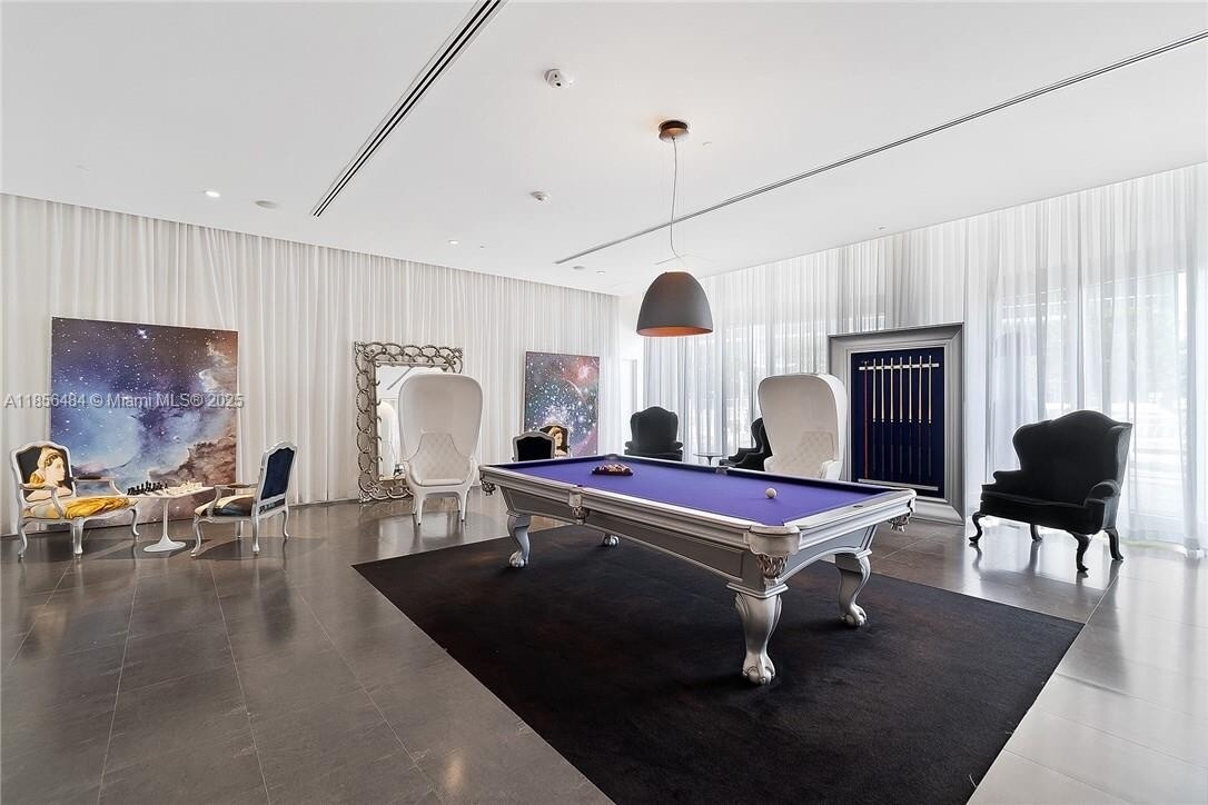 Building Photo - 475 Brickell Ave