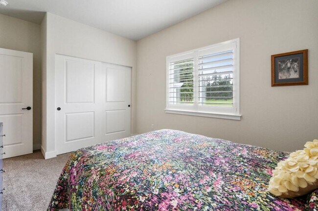 Building Photo - Luxury Yelm Estate on ¾ Acre with Custom Outdoor Living, Loft, A/C & Designer Kitchen!