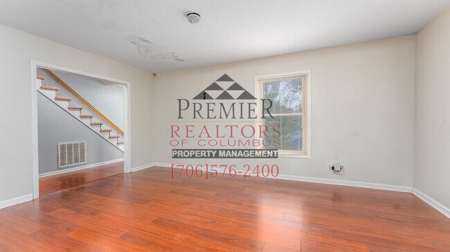 Building Photo - 3812 Wingate Dr