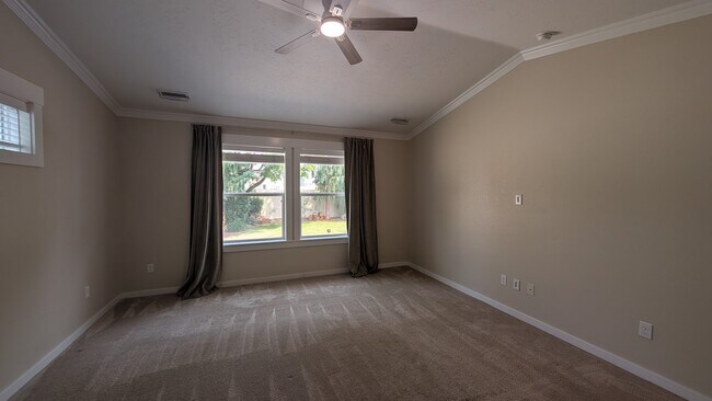 Building Photo - 10238 W Snow Wolf Dr