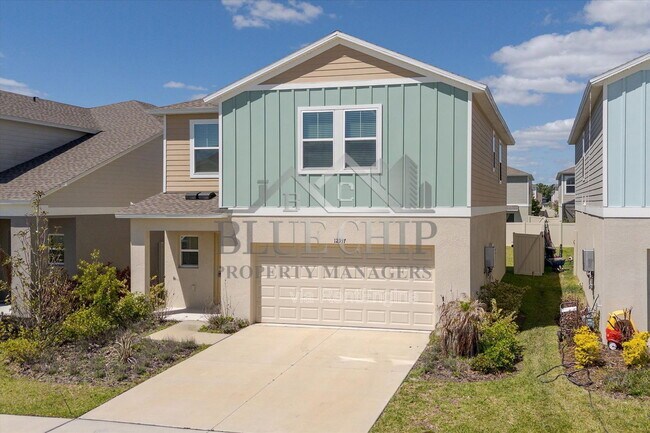 Building Photo - 12937 Camarillo Pl