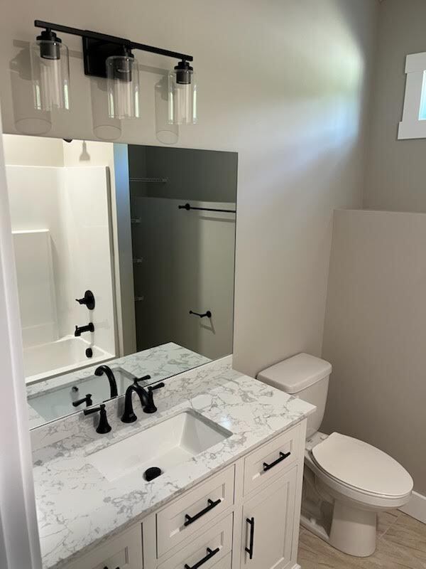 Building Photo - 37 Alex Dr