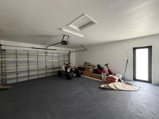 Building Photo - 6217 NW 75th Way