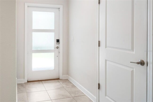 Building Photo - 659 Ocean Course Ave