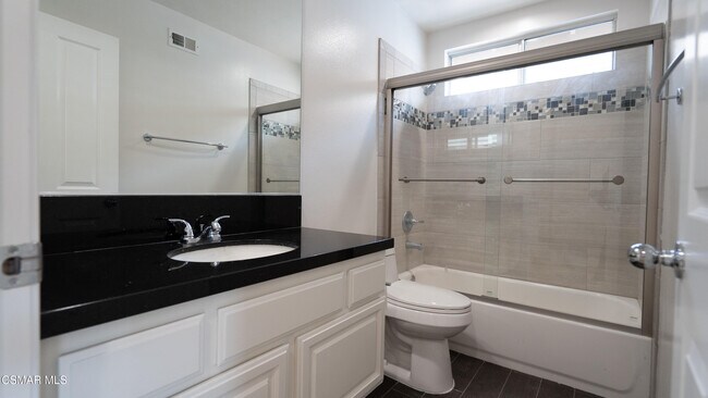 Building Photo - 3109 La Casa Ct
