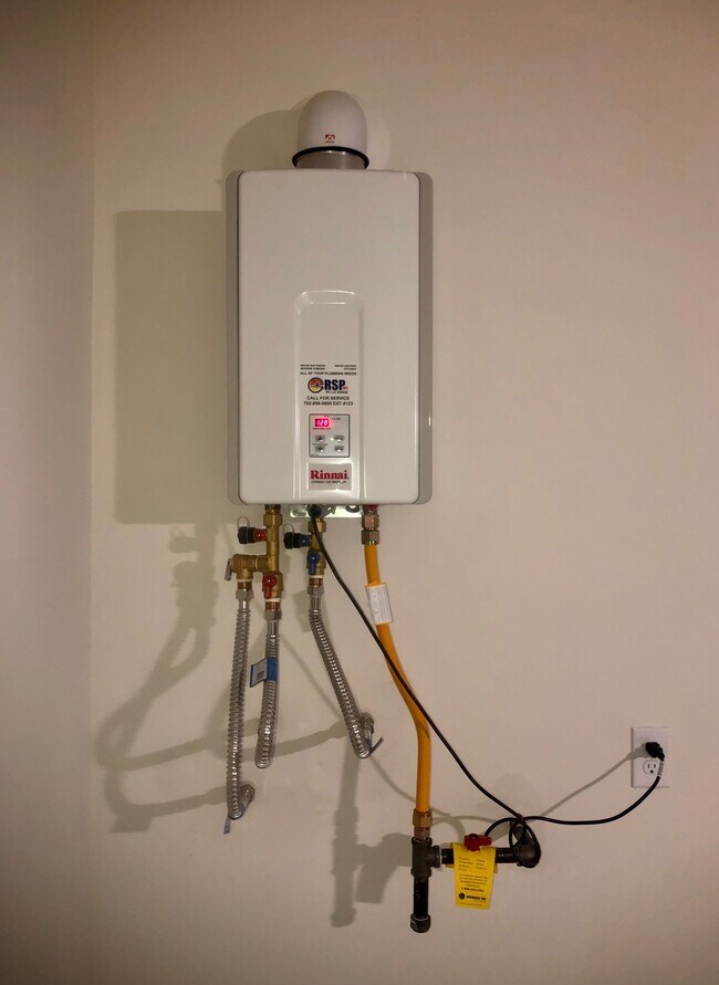 Building Photo - 3816 Antilia Ave