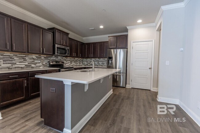 Building Photo - 6867 Spaniel Dr