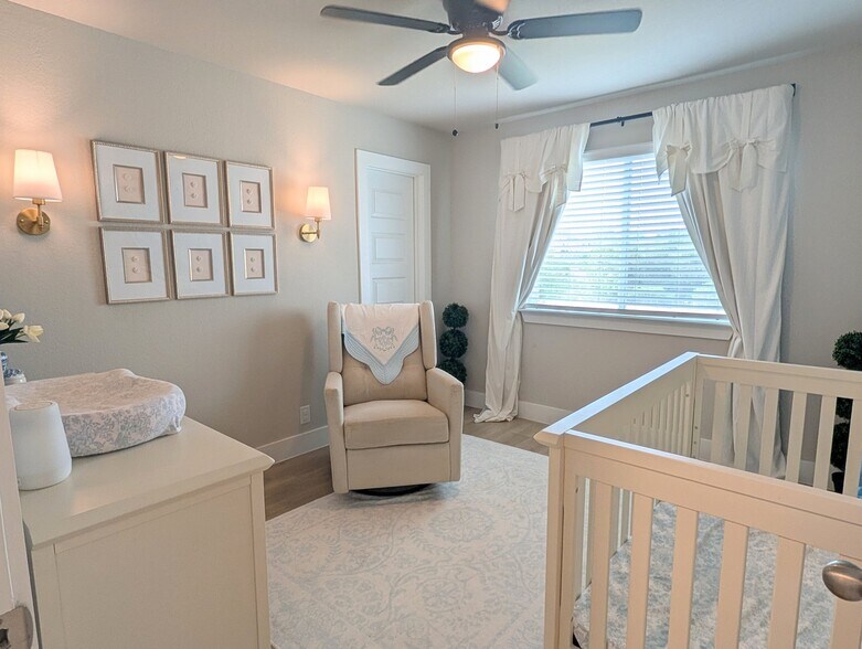 Building Photo - 5627 Jewel Curv