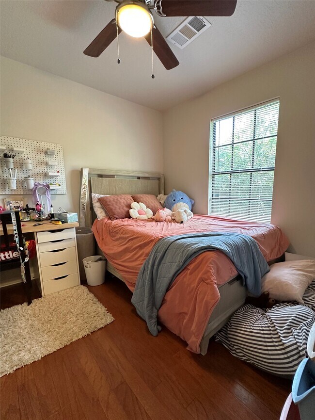 Building Photo - 63 S Stony Bridge Cir