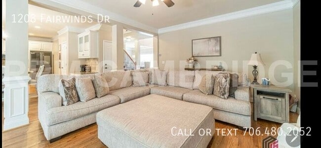 Building Photo - 1208 Fairwinds Dr