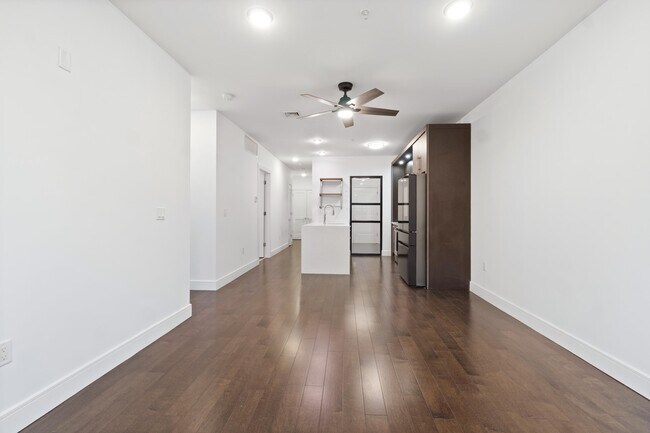 Building Photo - 6401 Park Ave