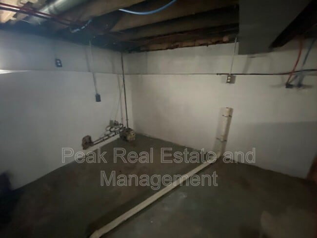 Building Photo - 1064 Dunham St SE