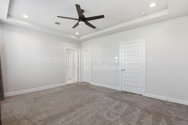 Building Photo - 3024 Charline