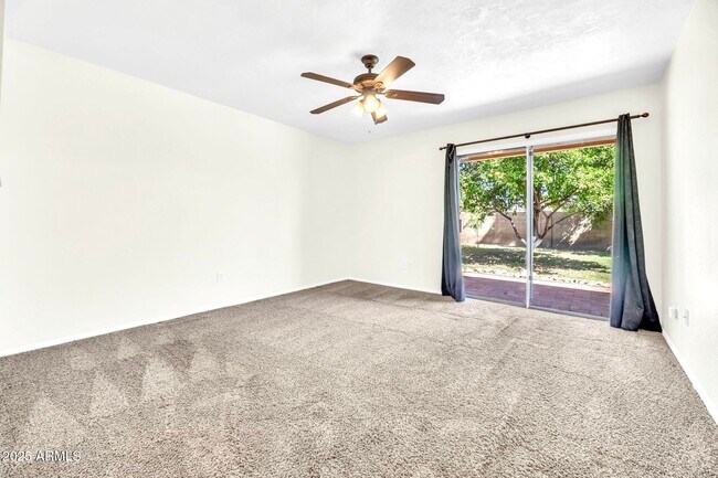 Building Photo - 228 E Angela Dr