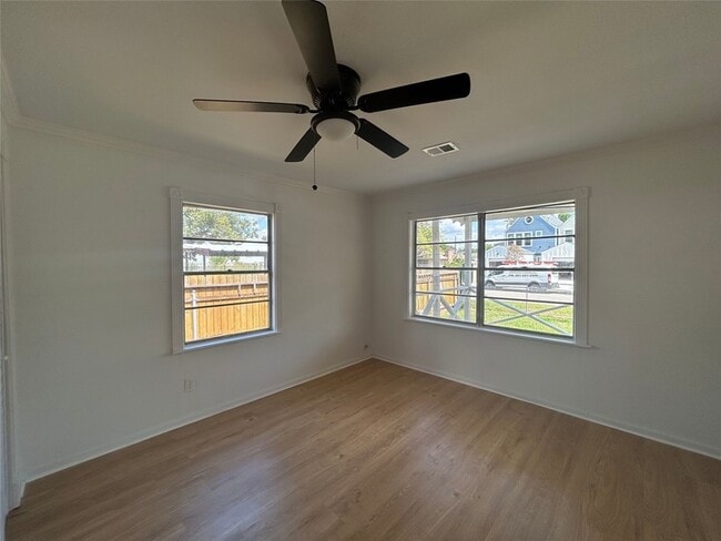 Building Photo - 3419 Elser St