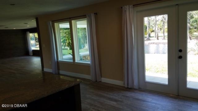 Building Photo - 652 Pelican Bay Dr