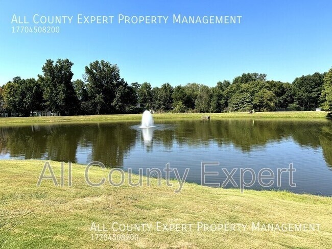 Building Photo - 3670 Fedorite Walk