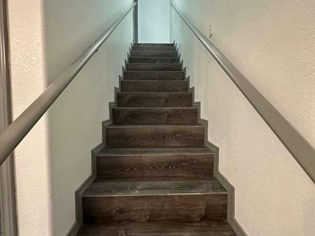 Building Photo - 6005 Asis