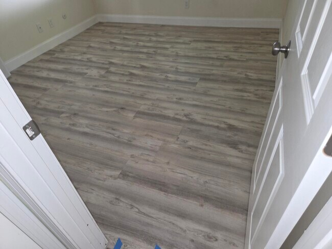 Building Photo - 11 Madison Ave