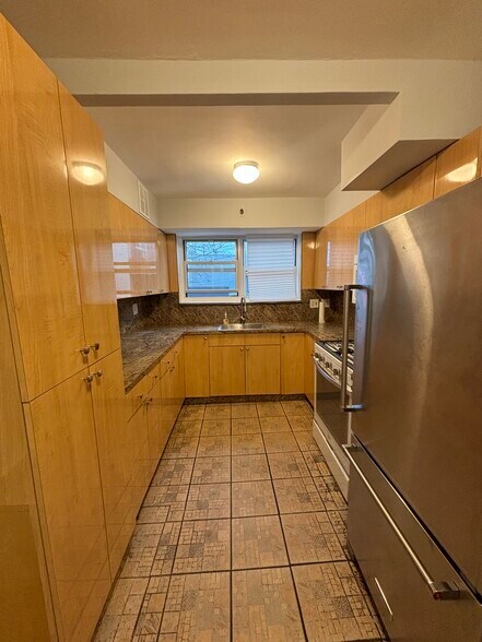 Building Photo - 2090 Bragg St