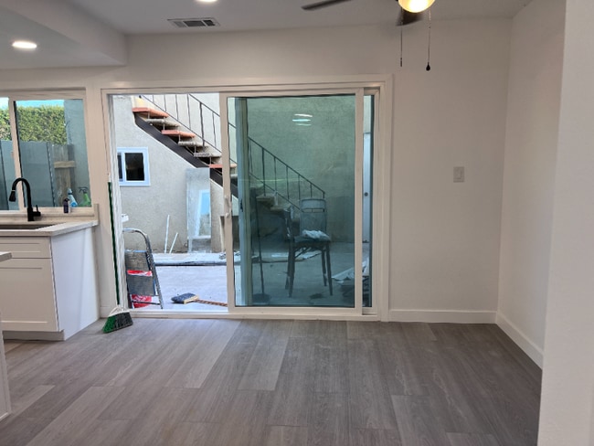 Building Photo - 10079 Sparrow Ave