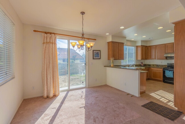 Building Photo - SIngle Family House for Rent in a quiet co...