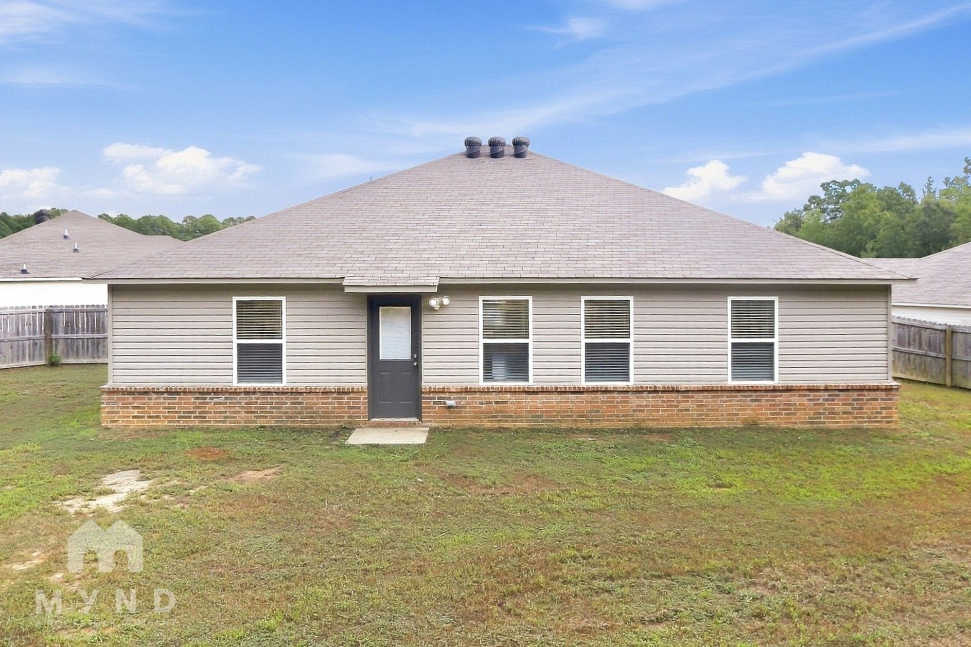 Building Photo - 1200 Fulbright Dr