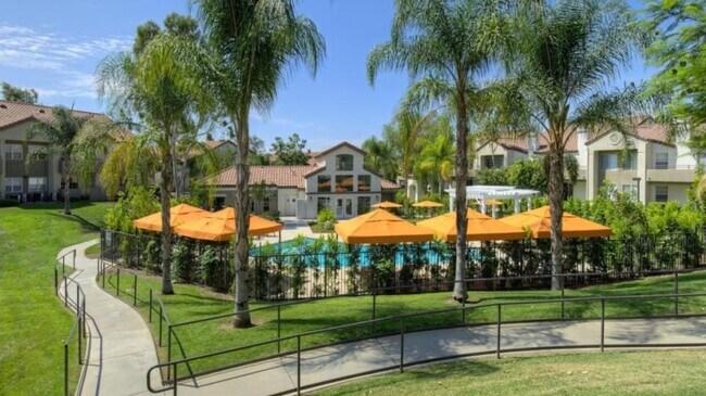 Building Photo - 13292 Lasselle St