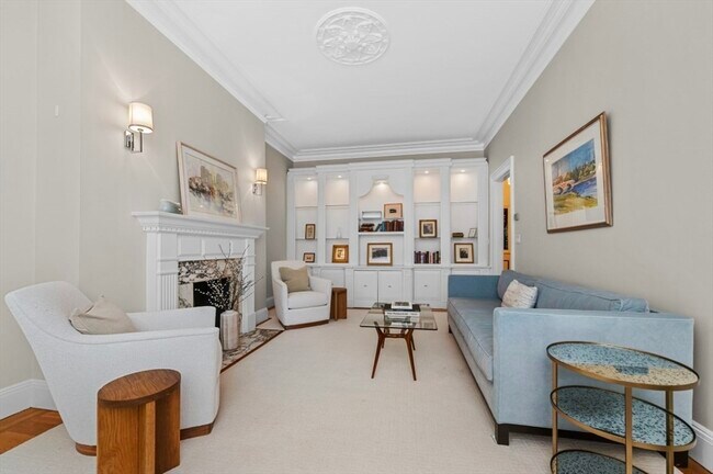 Building Photo - 342 Marlborough St