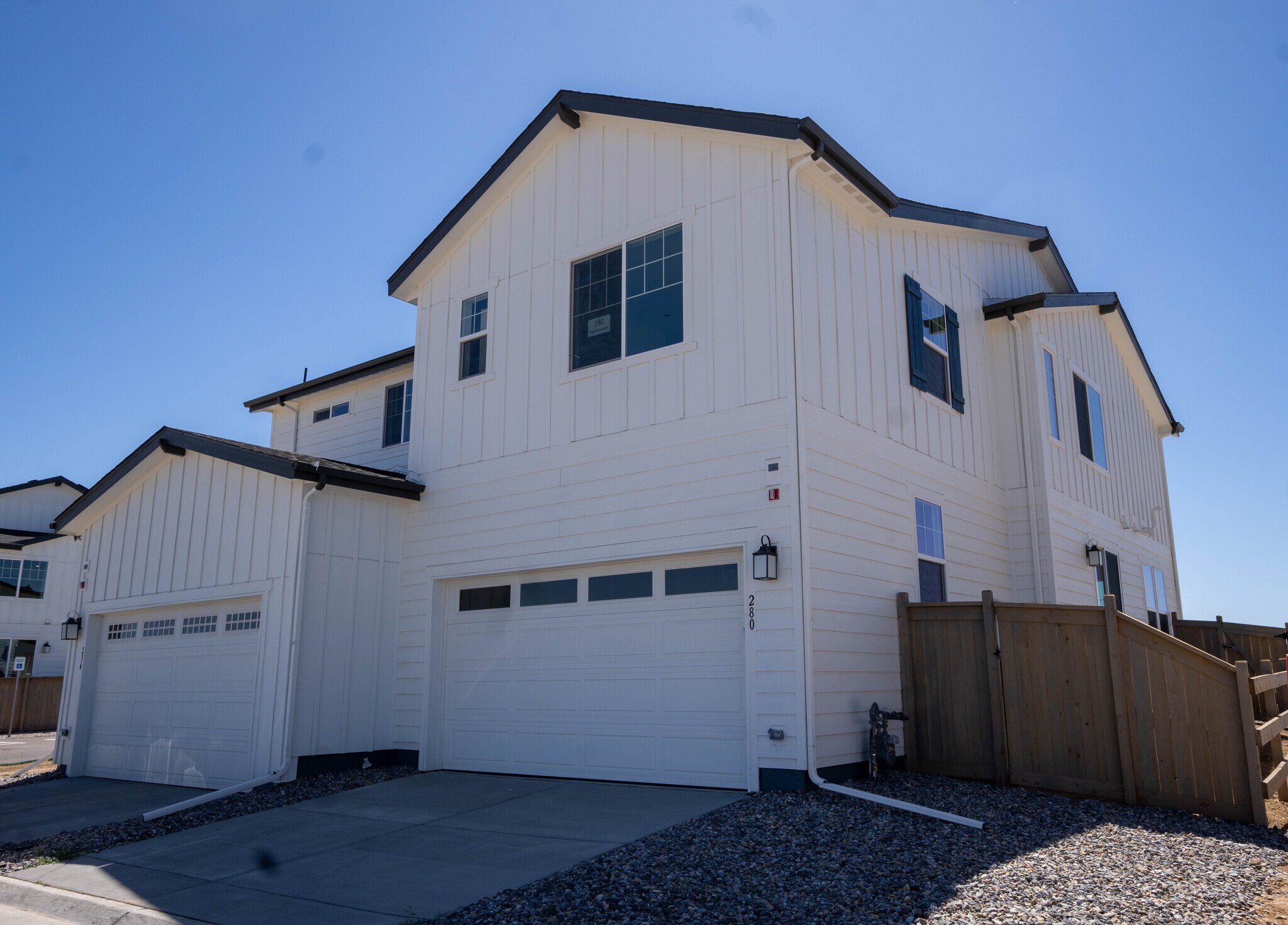 Building Photo - 280 Nighthawk St