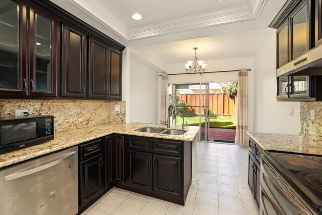 Building Photo - 34267 Quartz Terrace