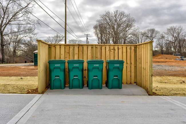 Building Photo - 8087 Bell Campground Rd