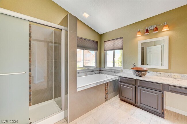 Building Photo - 2733 Brookstone Ct