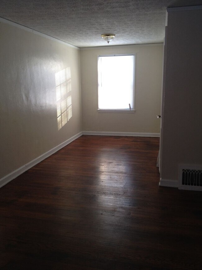 Building Photo - 501-507 S 15th Street