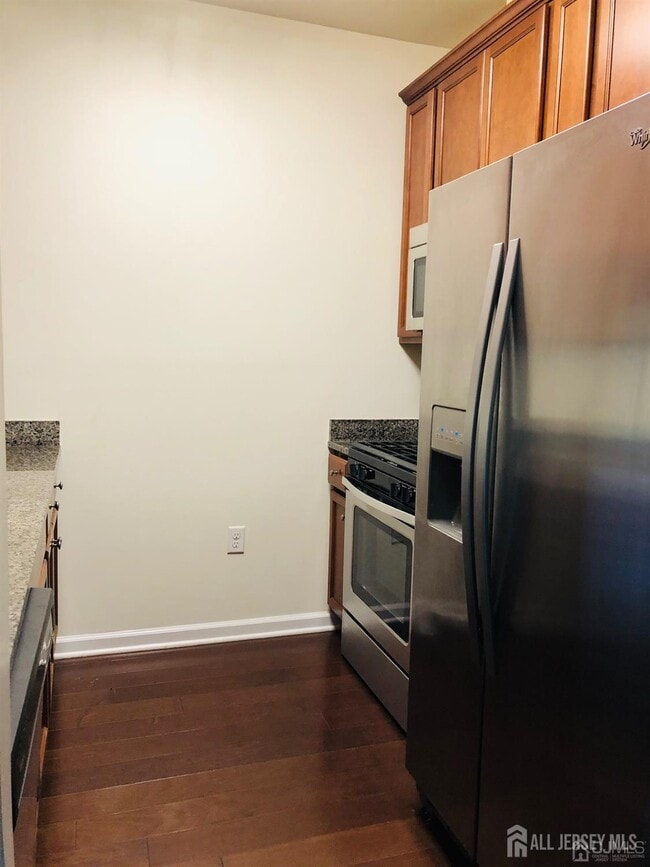 Building Photo - 835 Liberty Ct
