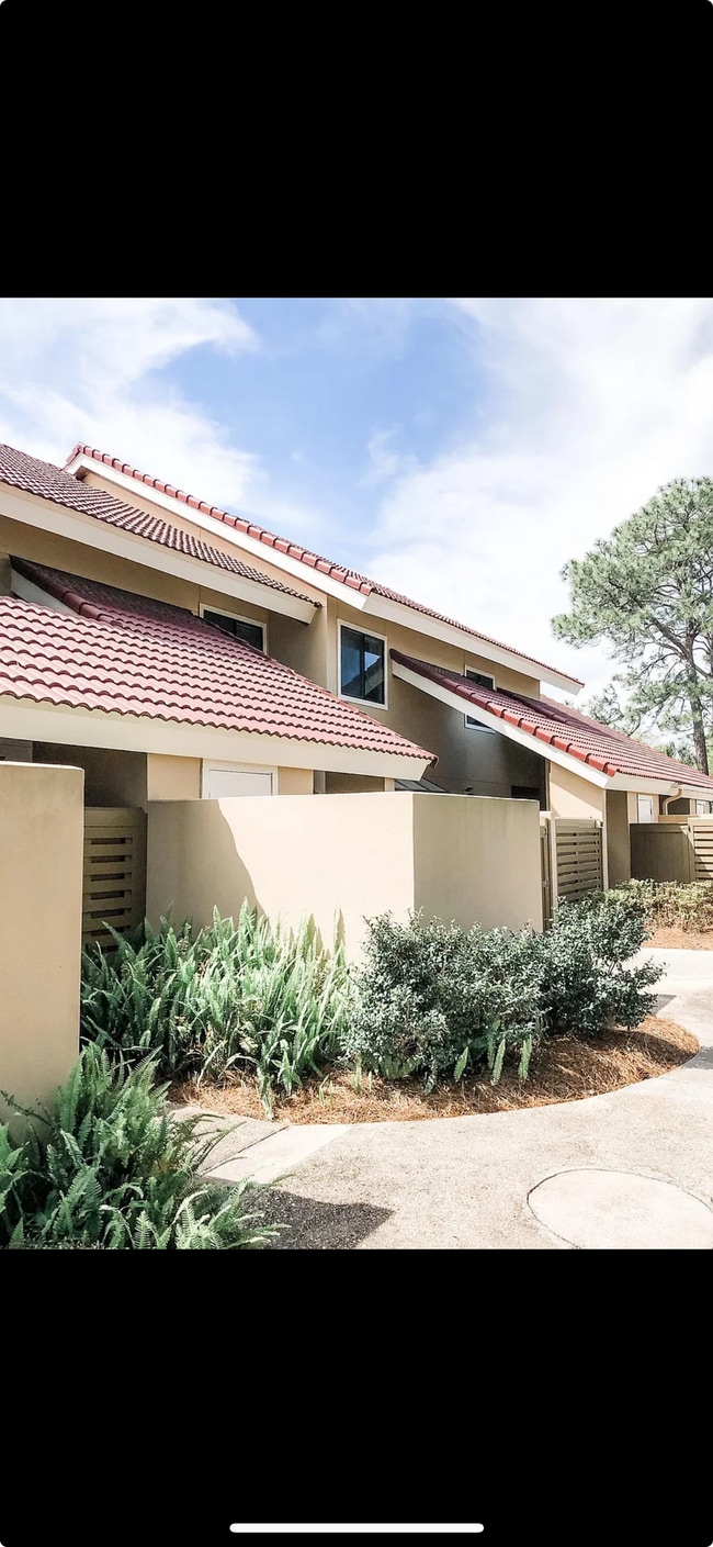 Primary Photo - 5105 Beachwalk Pl