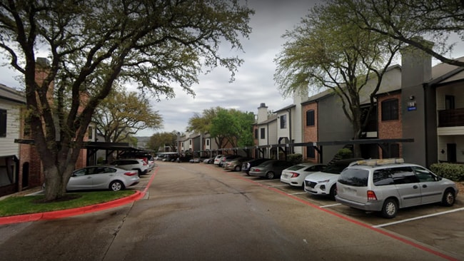 Building Photo - 18800 Lina St