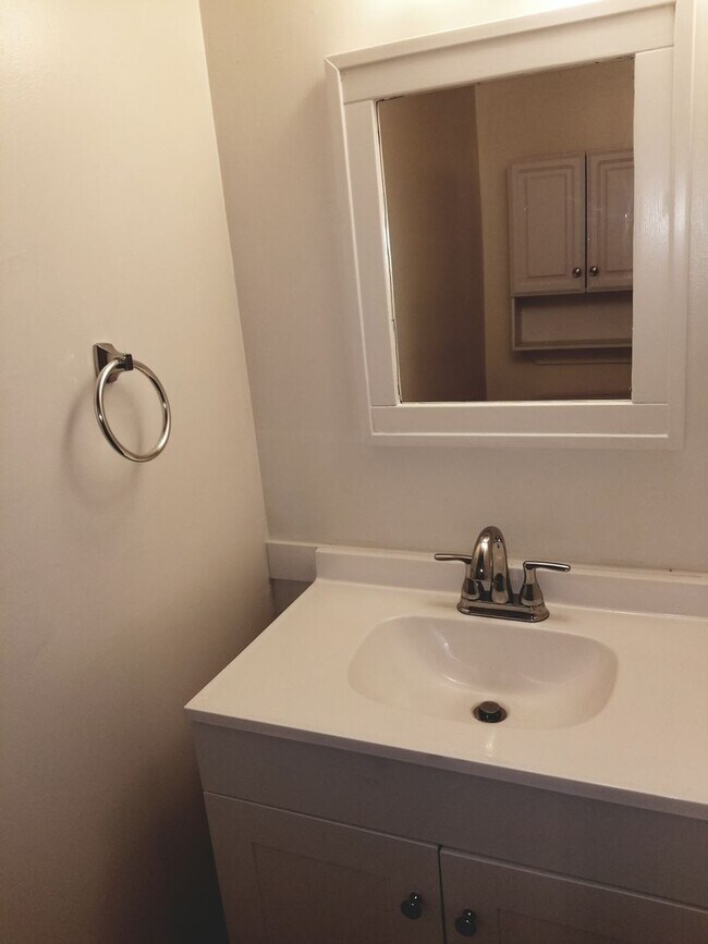 Building Photo - A spacious 3-Bedroom 1.5-Bathroom 3 Story Townhouse off of Old Forest Road With a Pool