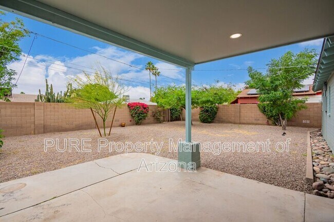 Building Photo - 5740 N 14th St