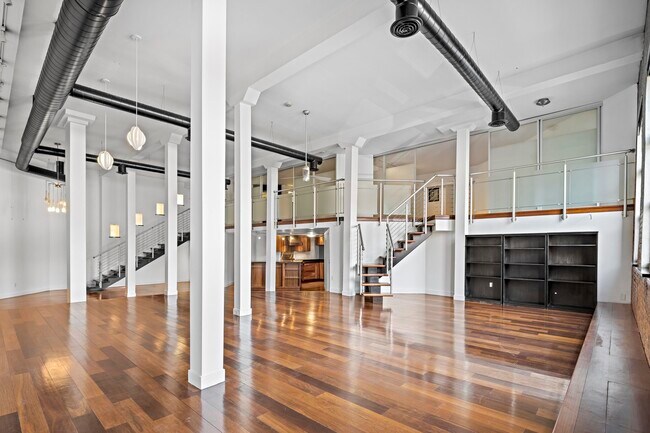 Building Photo - 299 Pavonia Ave